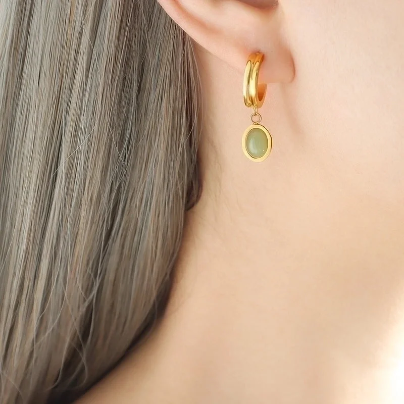 |F742-Gold Earrings