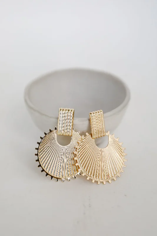 Women's earrings with a luxury feel -Sarah Gold Statement Circle Earrings