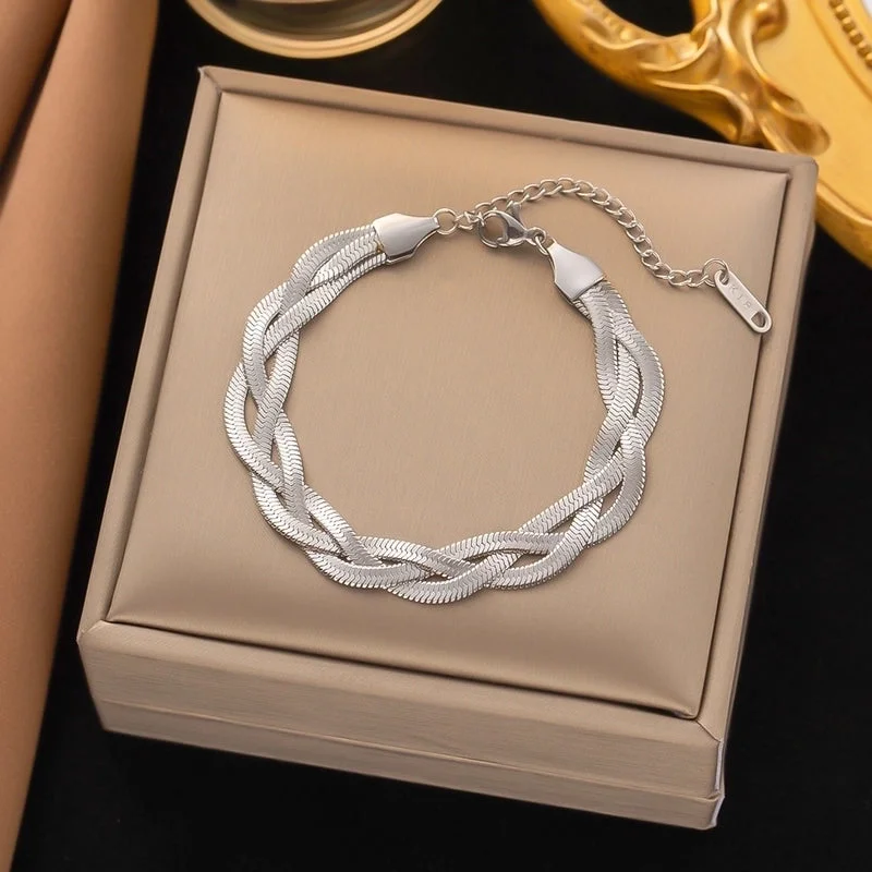 [Sle95] Three-Strand Bracelet Steel Color