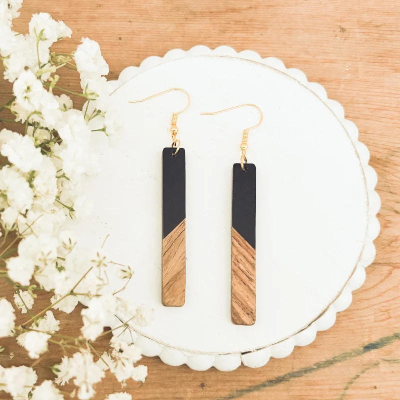 Layered women's earrings -Beautiful Black Resin and Wood Earrings