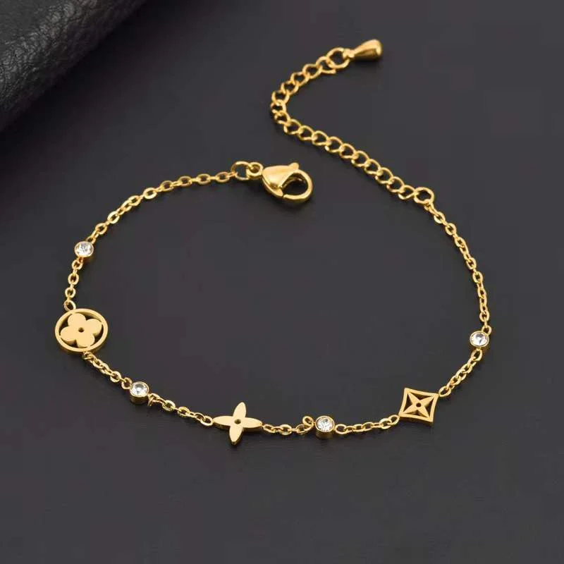 945 Bracelet Gold