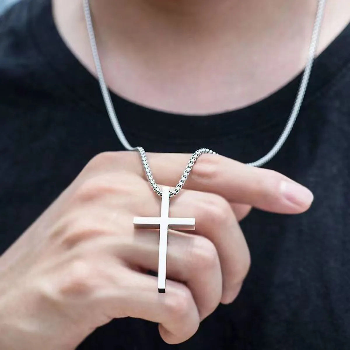 Women’s custom birthstone necklaces-Fashion Simple Style Cross 201 Stainless Steel Alloy Polishing Men'S Pendant Necklace