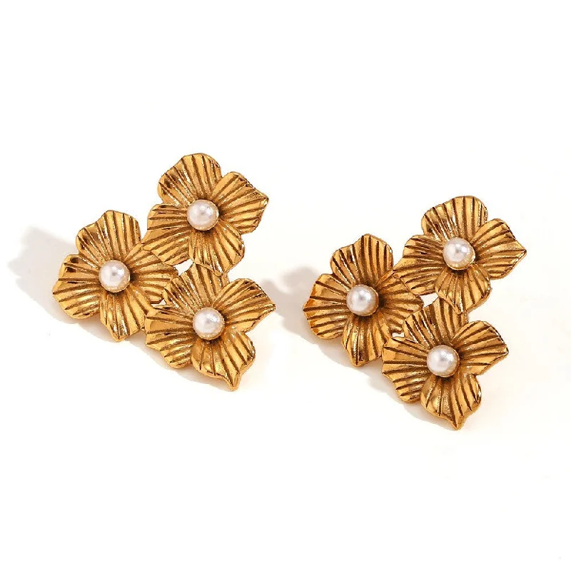 Three Flower Pearl Earrings - Gold