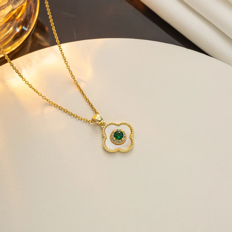 8802 Clover Shell Green Diamond Gold