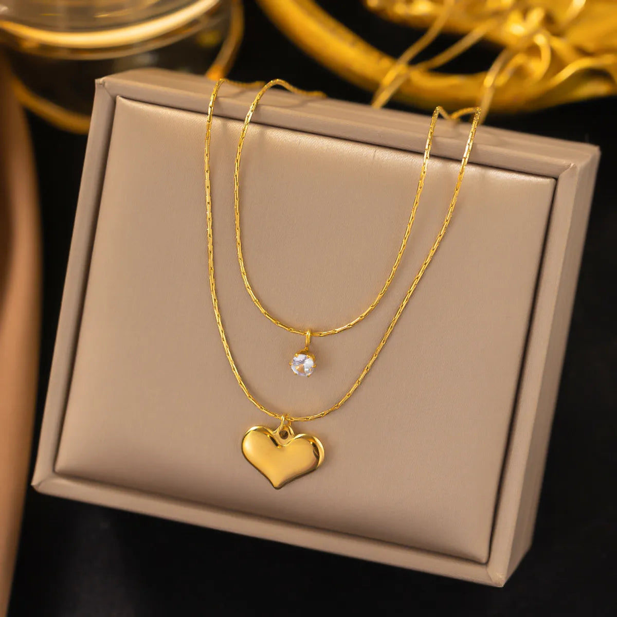 13 [Ah343] Heart Necklace Gold