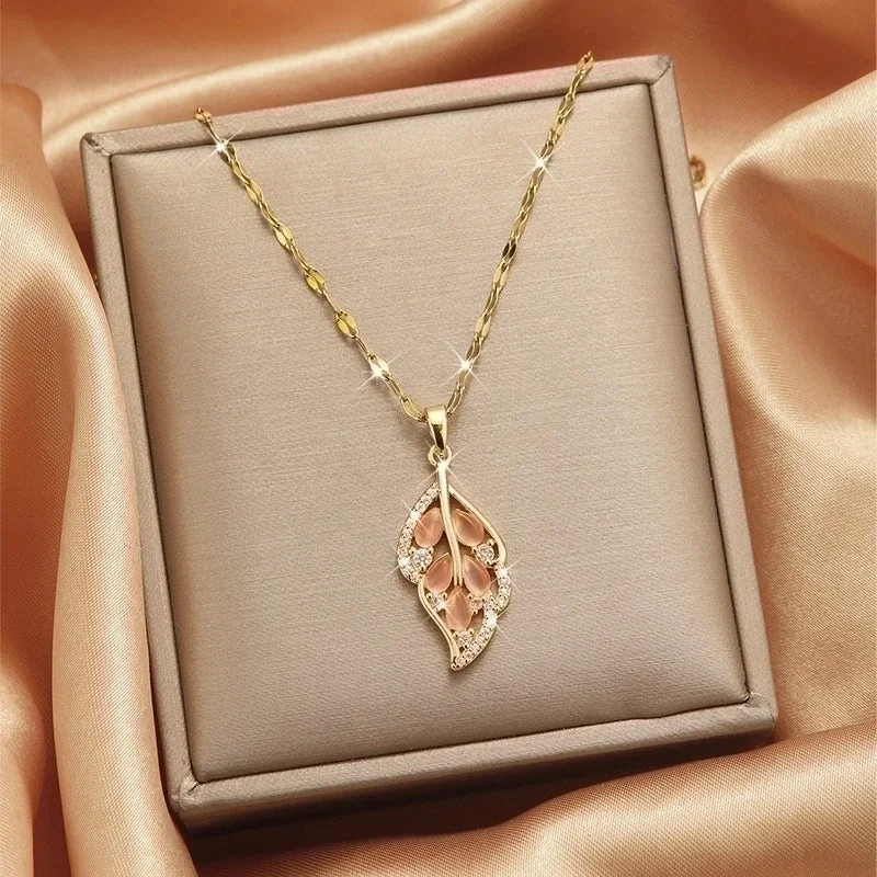 X5506# Opal Leaf Necklace