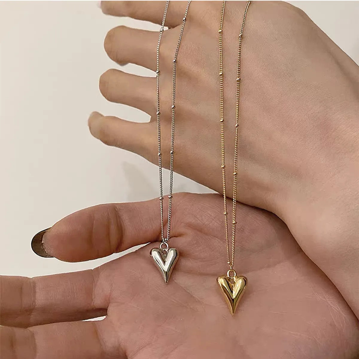 Women’s chain necklaces-Wholesale Simple Style Heart Shape Titanium Steel Plating Gold Plated Pendant Necklace