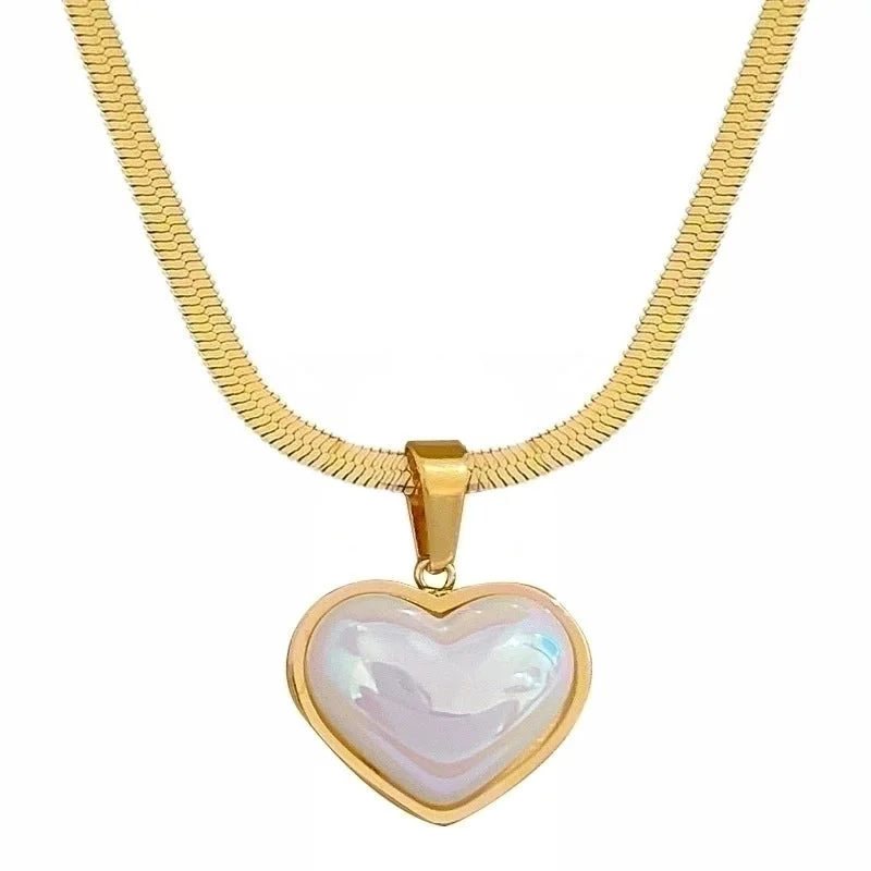 Women’s initials necklaces-Simple Style Classic Style Heart Shape Titanium Steel Inlay Shell Pendant Necklace