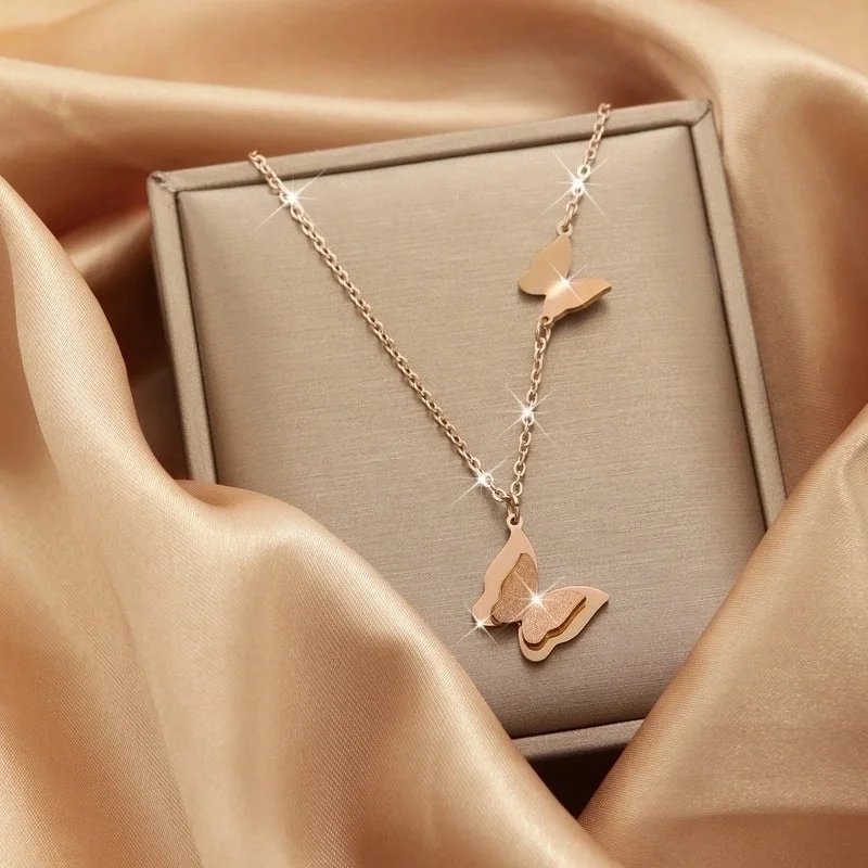 1181# Rose Gold Titanium Steel Butterfly Necklace