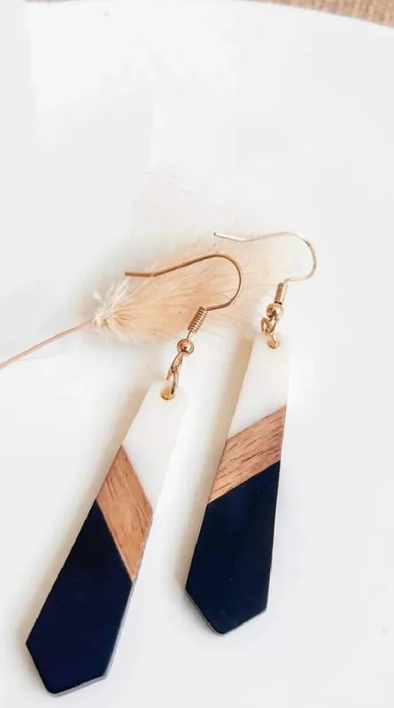 Minimalist earrings for women -Beautiful Slim Black and White Resin Wood Earrings