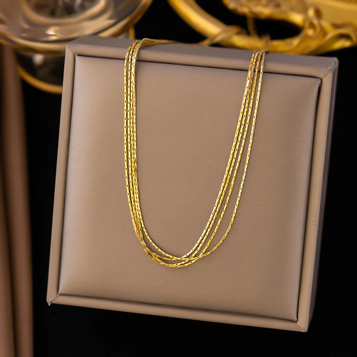 40 [Ah6188] Countless Gold Necklace