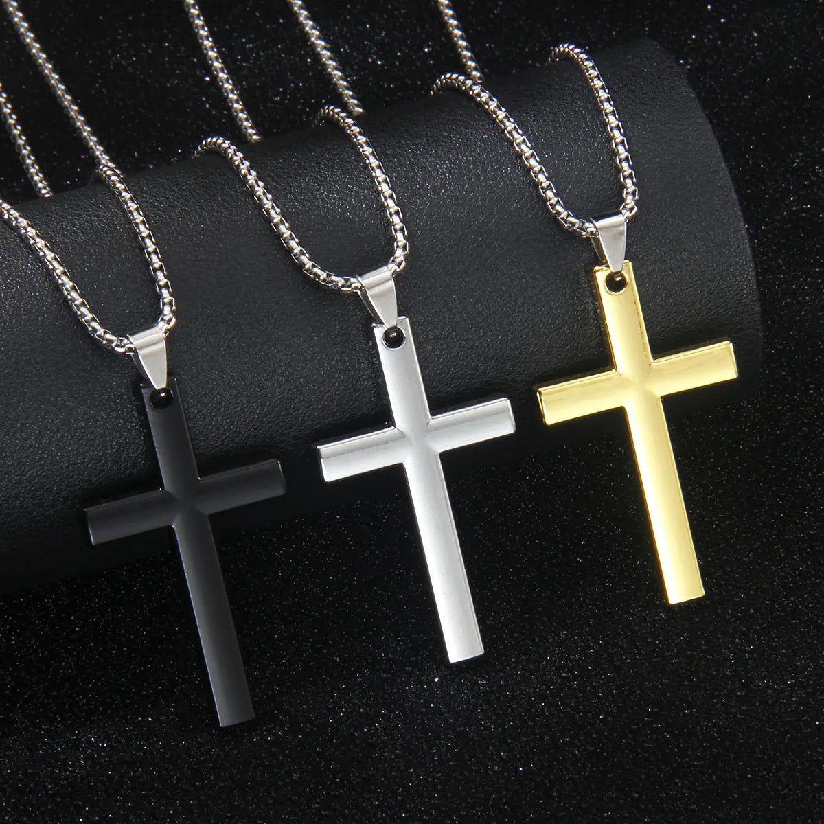 Women’s modern necklaces-Vintage Style Simple Style Commute Cross 201 Stainless Steel Zinc Alloy Gold Plated Unisex Pendant Necklace