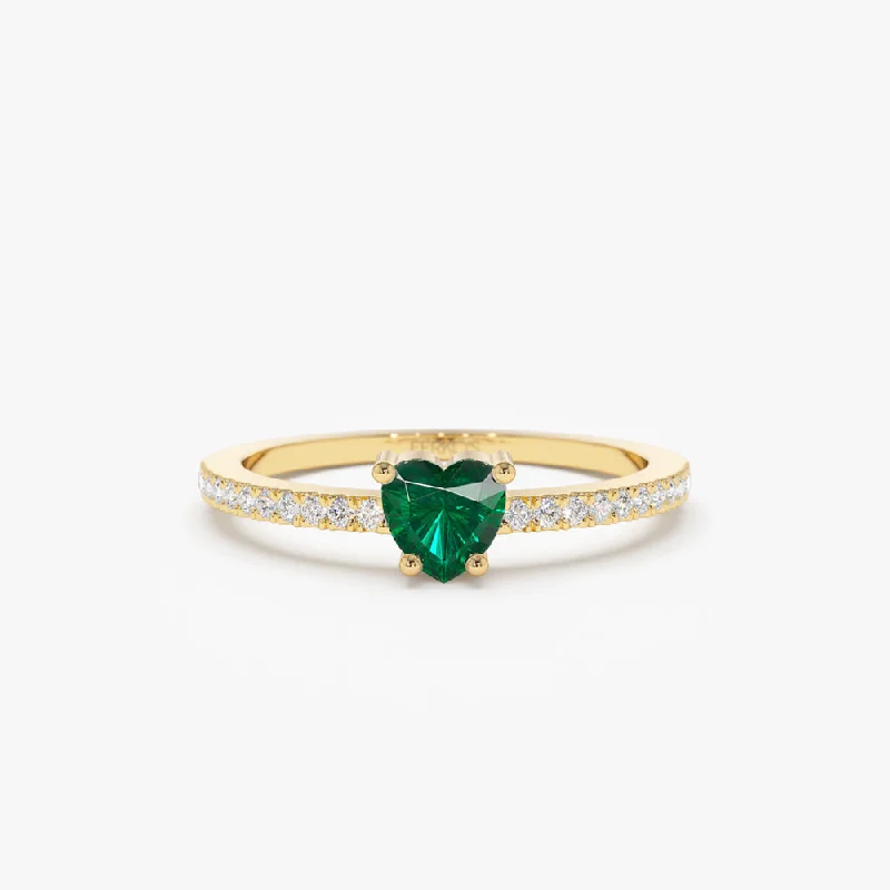 Women’s three-stone rings-14k Heart-Shaped Emerald Ring