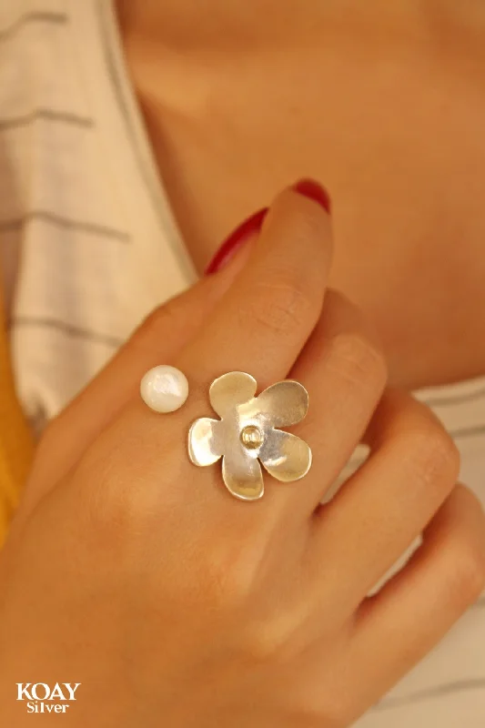 Women’s family rings-Flower Ring