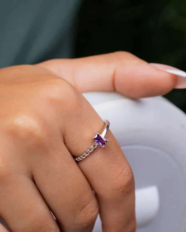 Women’s cushion cut diamond rings-Zircon Ring (091) Purple