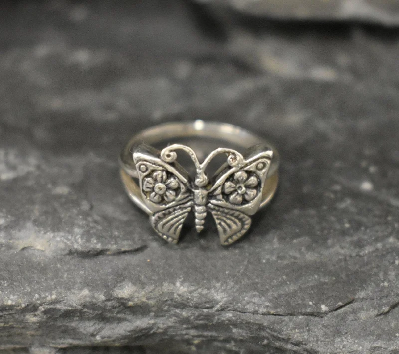 Women’s wedding set rings-Silver Butterfly Ring - Small Butterfly Ring - Small Animal Ring