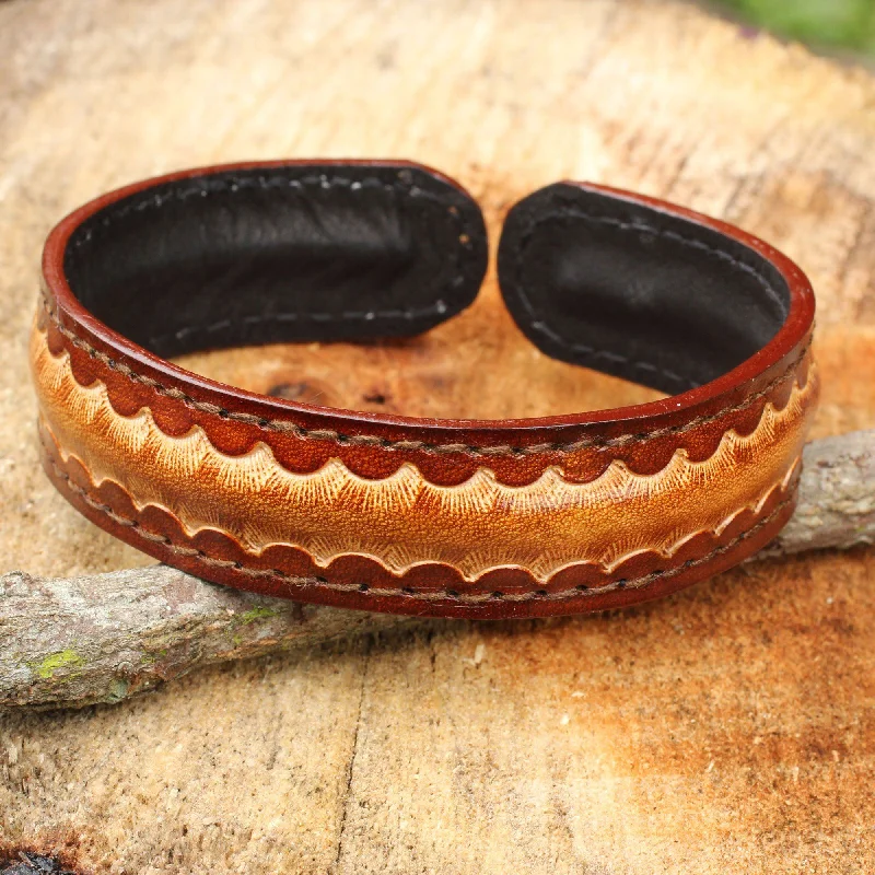 Fashionable women's bangles -Men's Leather Adjustable Cuff Bracelet