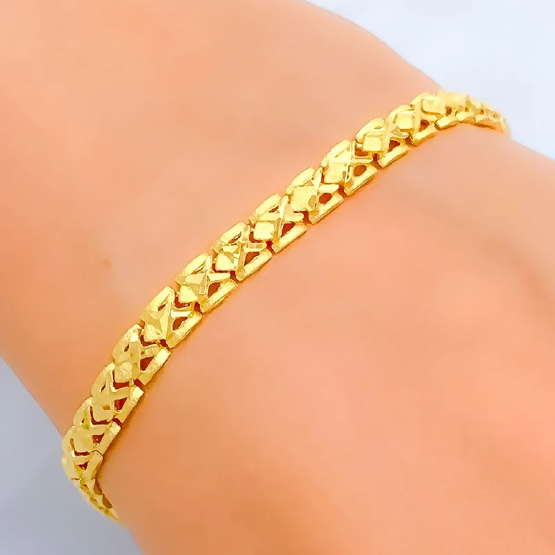 Personalized women's bracelets -Fashionable Everyday 22k Gold Bracelet