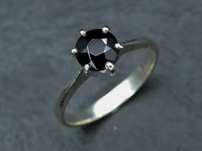 Women’s fashion statement rings-Black Solitaire Ring - Natural Onyx Ring, Dainty Gothic Ring