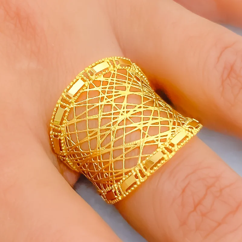 Women’s simple solitaire rings-Chic Jazzy 21k Gold Mesh Ring