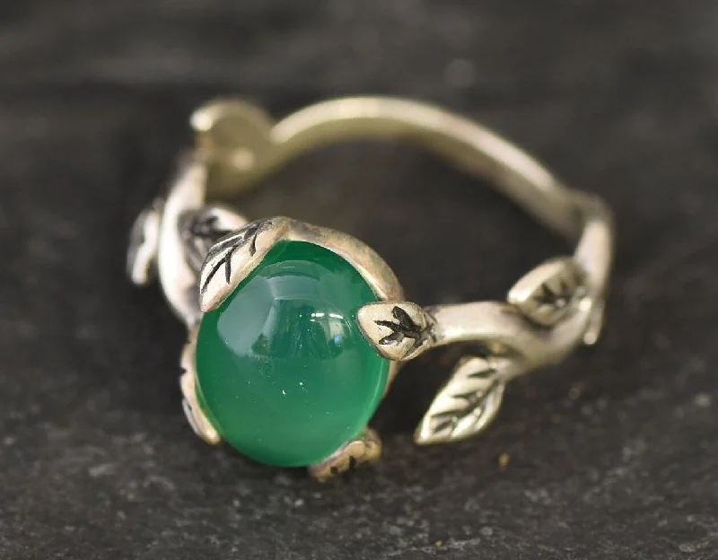 Women’s polished rings-Leaf Emerald Ring - Green Solitaire Ring - Vintage Flower Ring