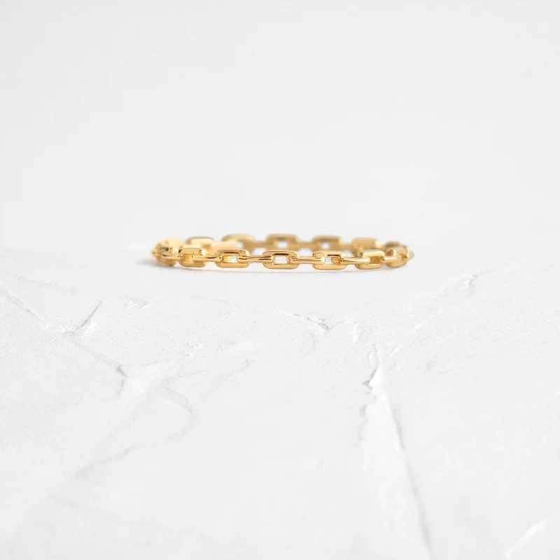 Women’s minimalist rings-Cable Chain Ring - In Stock