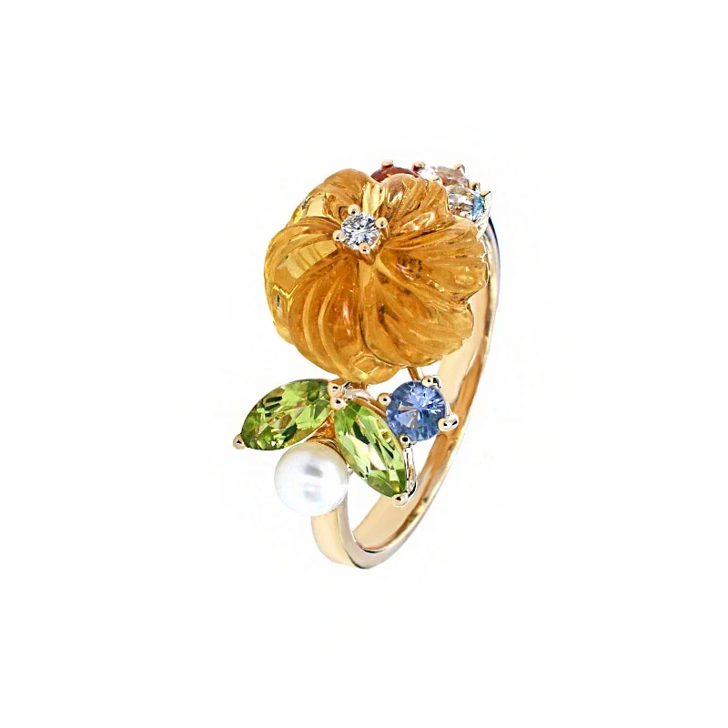 Women’s cushion cut diamond rings-Carved Floral Ring