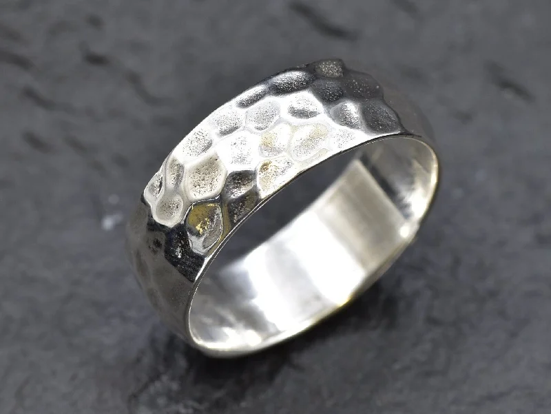 Women’s vintage rings-Hammered Wide Band - Silver Hammered Ring - Textured Silver Ring