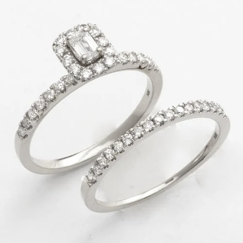 Women’s engagement rings with large center stone -14KW 0.75CTW ENGAGEMENT RING SET