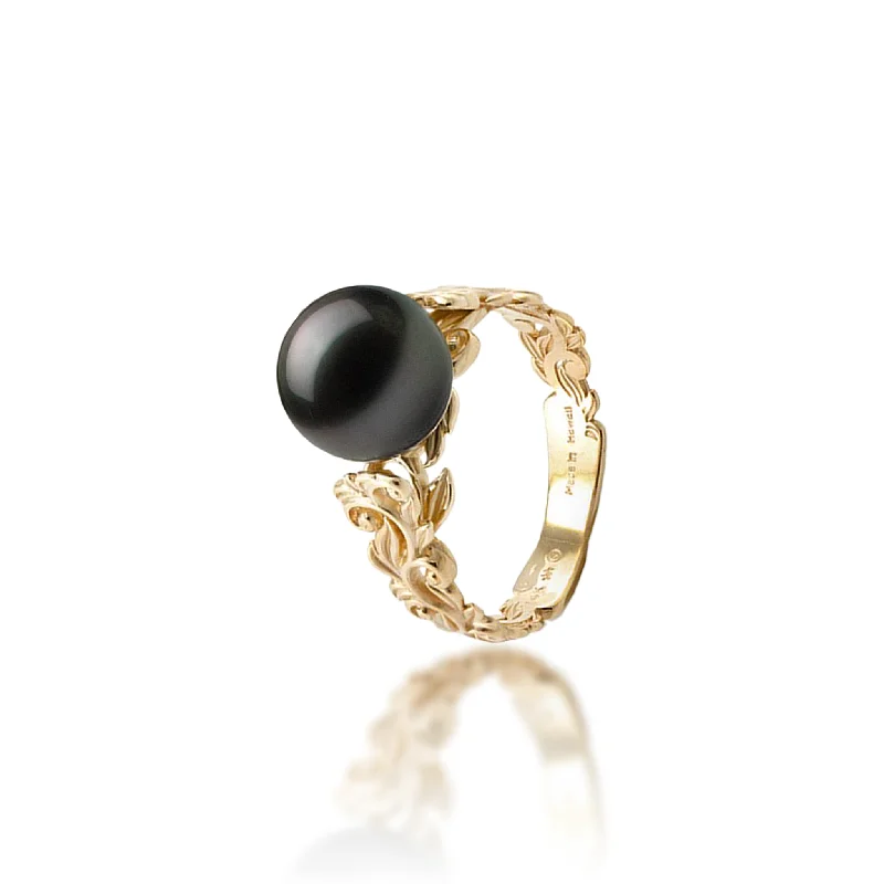 Women’s gold plated rings-Living Heirloom Tahitian Black Pearl Ring in Gold - 8-9mm