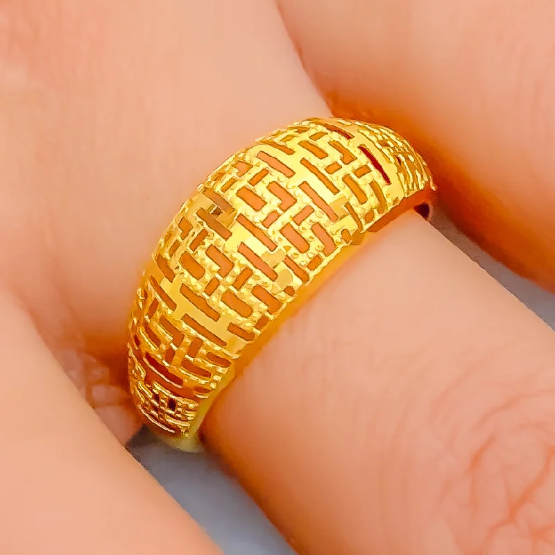 Women’s diamond rings-Beautiful Mesh 22k Gold Ring